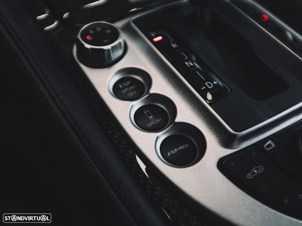 Mercedes-Benz SL 63 AMG Standard - 15
