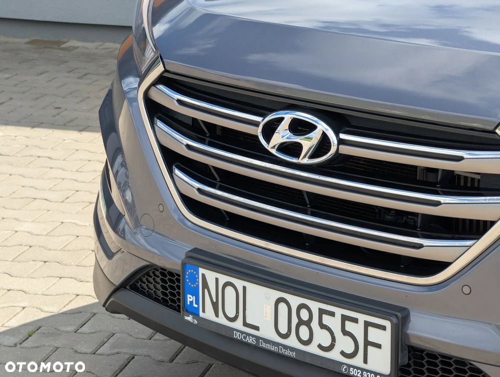 Hyundai Tucson 1.7 CRDI BlueDrive Style 2WD - 9