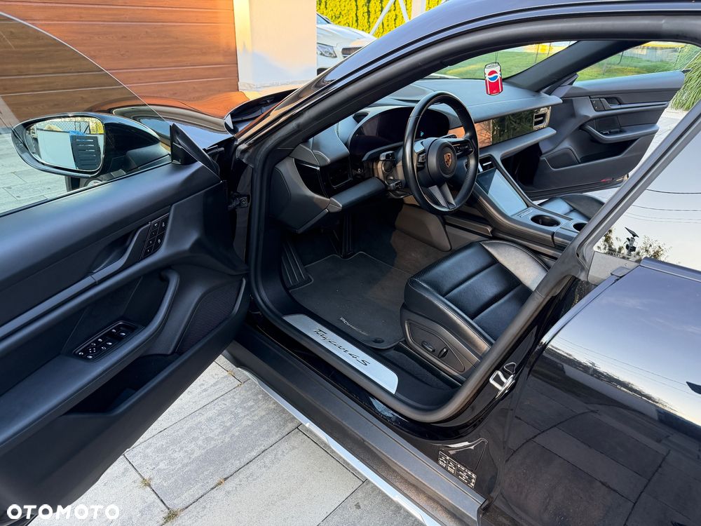 Porsche Taycan 4S Performance Plus - 11