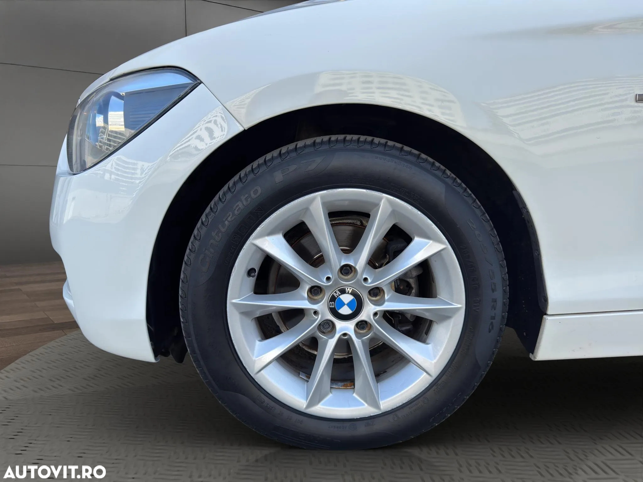 BMW Seria 1 116d Aut. - 19