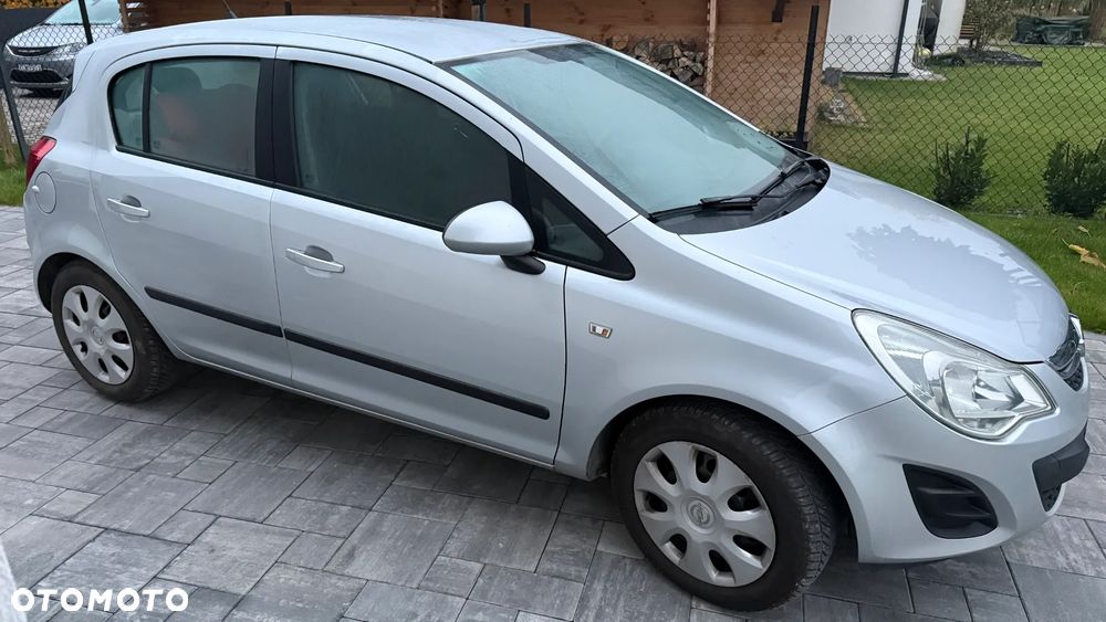Opel Corsa 2012 photo 4