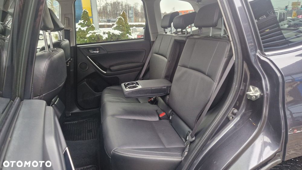 Subaru Forester 2.0XT Platinum Lineartronic EU6 - 17