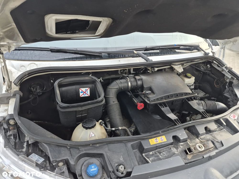 Mercedes-Benz Sprinter - 8