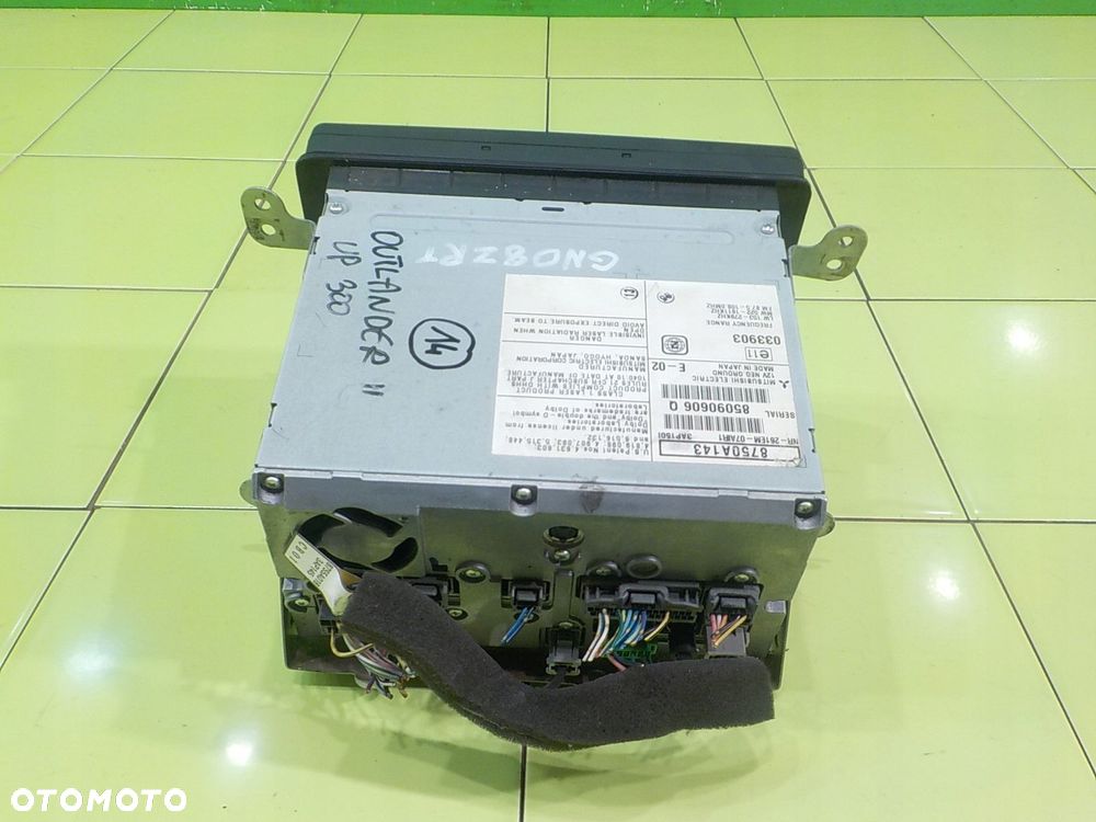 MITSUBISHI OUTLANDER II 2.0 DID 08r 06-10 5D radio CD 8750A143 - 4