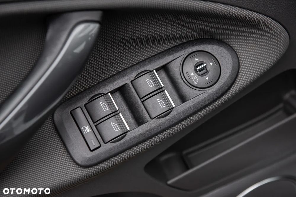 Ford Kuga 2.0 TDCi Titanium - 21