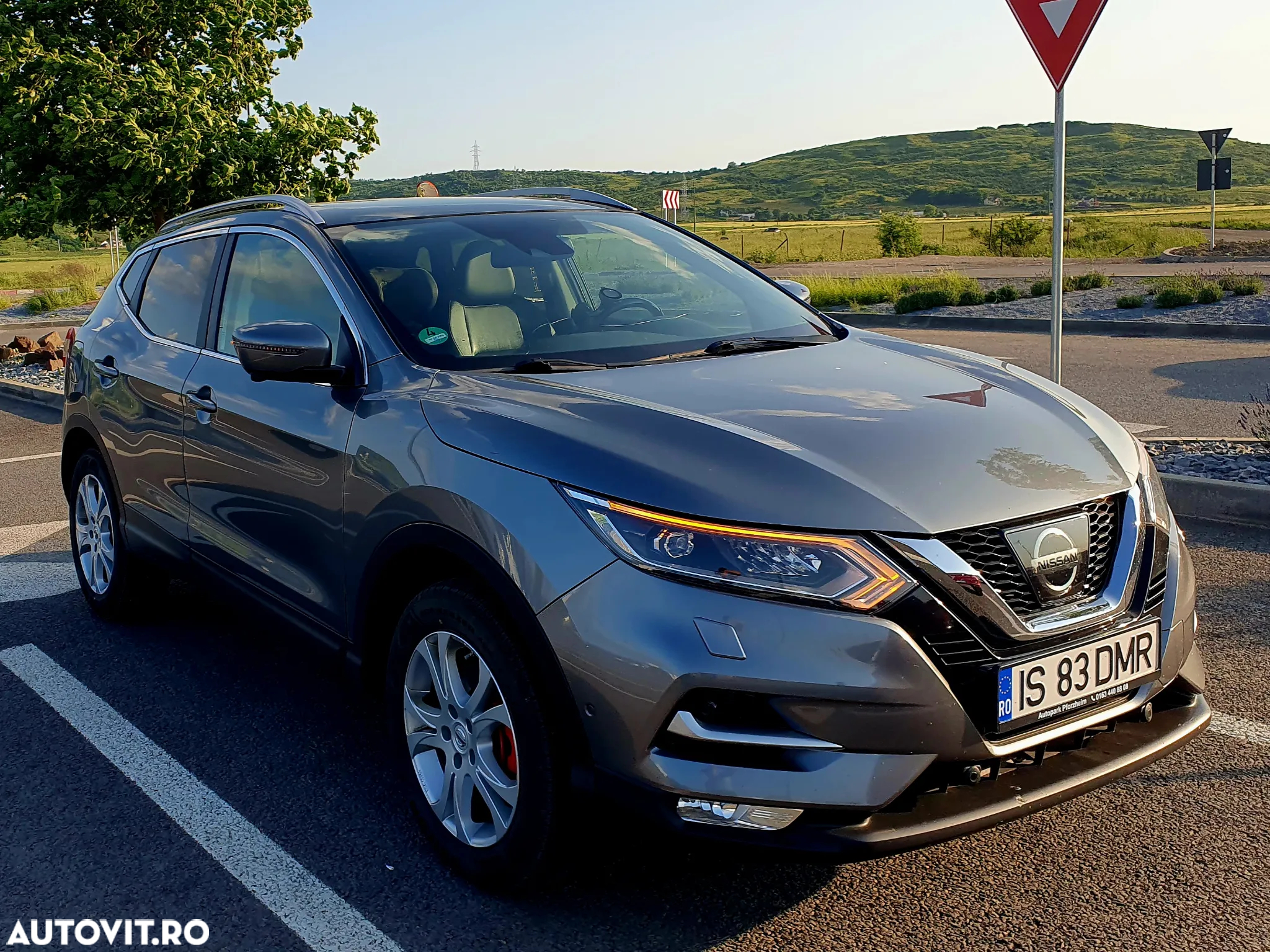 Nissan Qashqai 1.6 DCI Start/Stop N-Connecta - 17