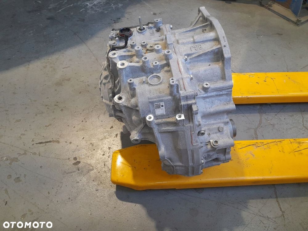 SKRZYNIA AWF8G45 1285472 VOLVO XC60 II2.0B5 AWD 20R MILD HYBRID - 3