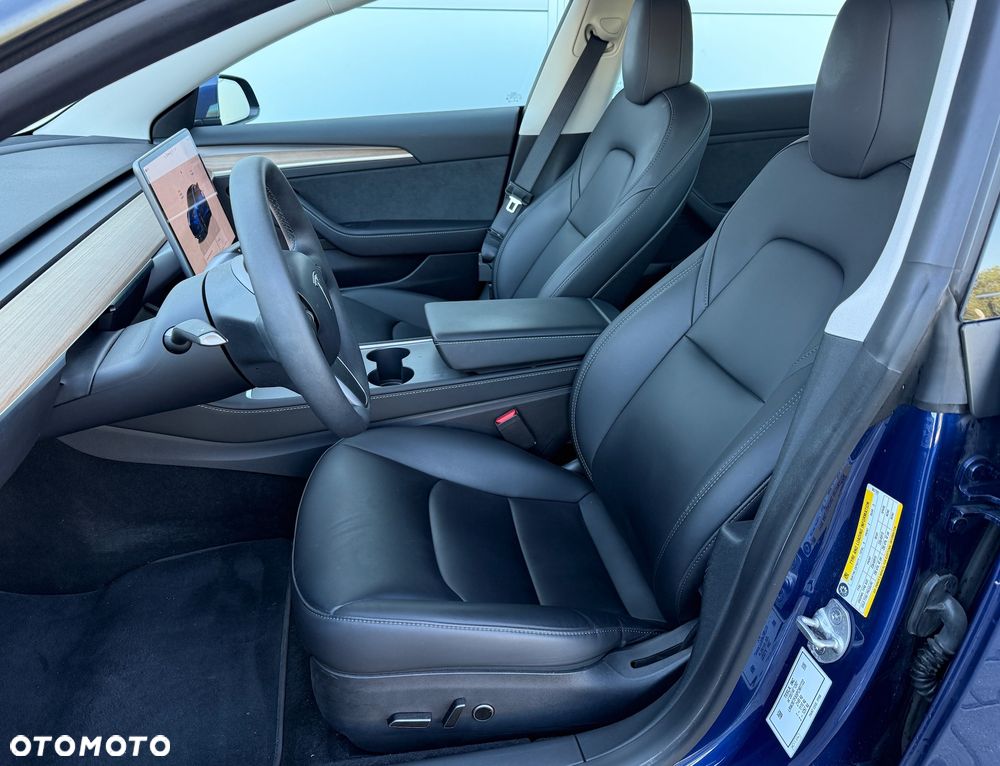Tesla Model 3 RWD - 6