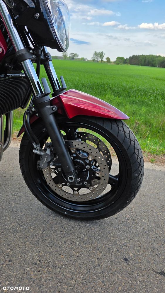 Suzuki Bandit - 25
