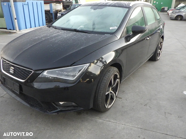 Dezmembrez Seat Leon 2,0 TDI , an 2015, cod motor CRM