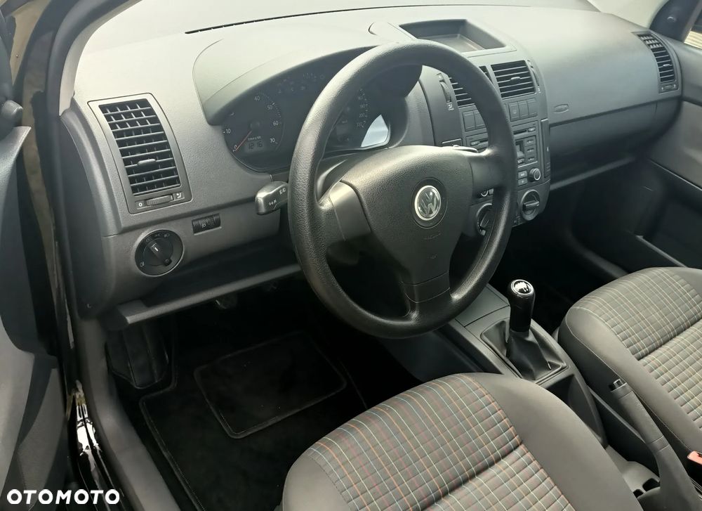 Volkswagen Polo - 3