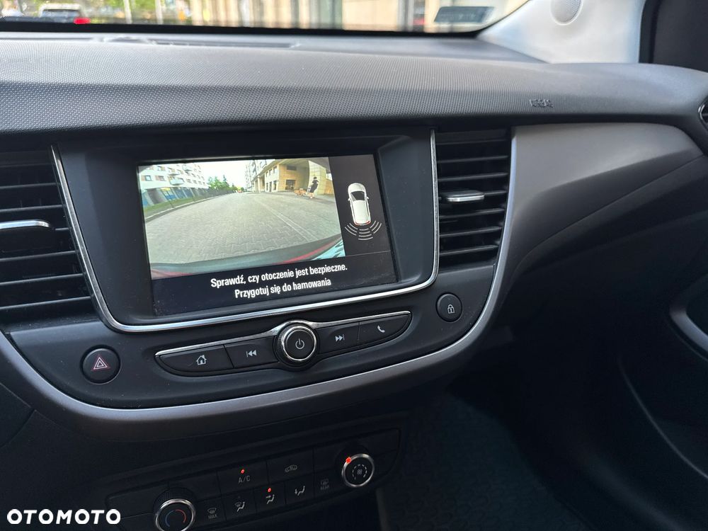Opel Crossland X - 15
