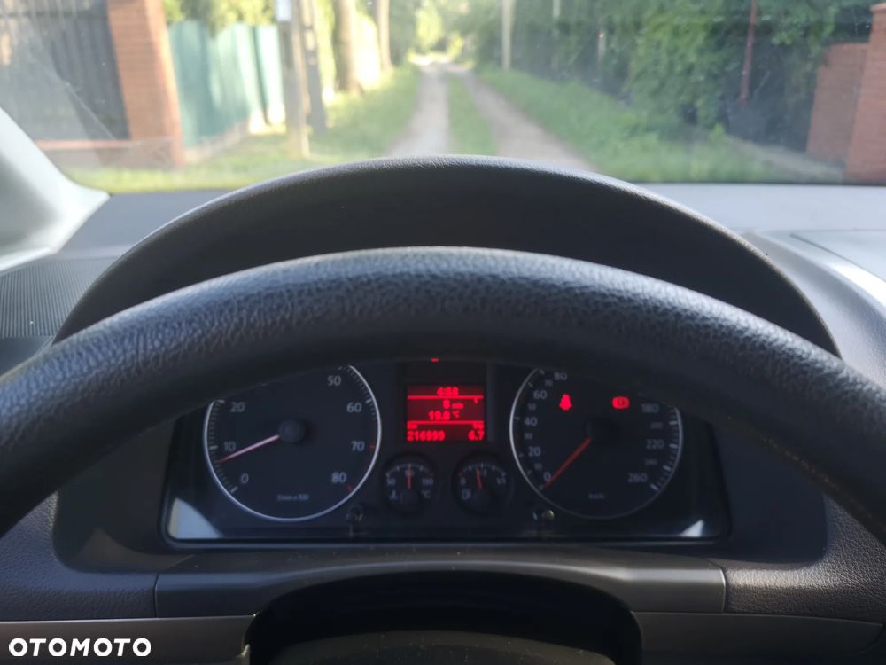 Volkswagen Touran 1.4 TSI Comfortline - 10