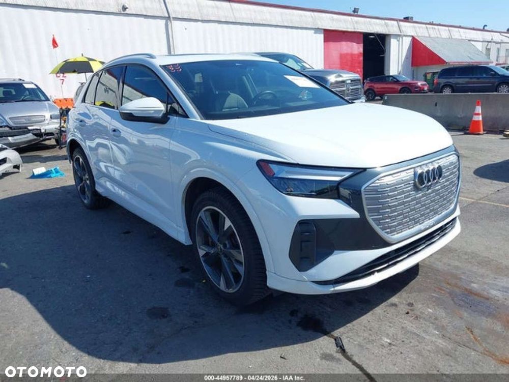Audi Q4 e-tron - 7
