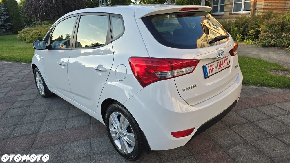 Hyundai ix20 - 3