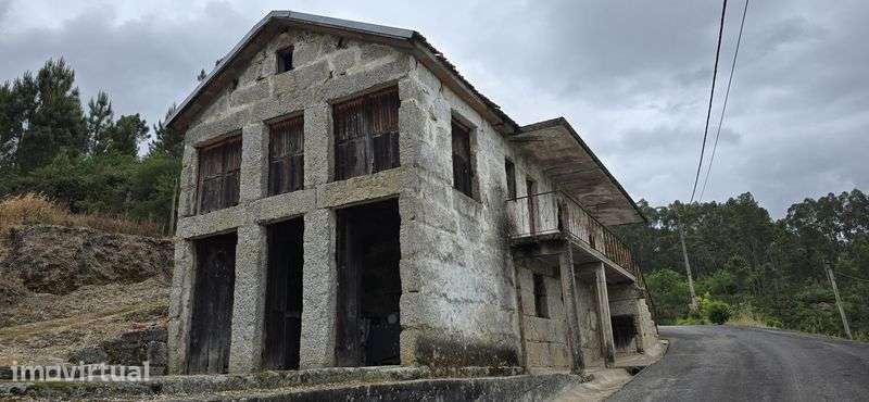Quinta com 2 casas, tem 10 hectares de terreno - Grande imagem: 3/8