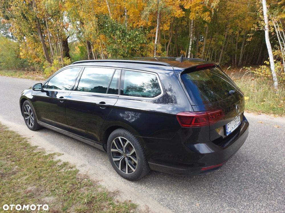 Volkswagen Passat Variant 2.0 TDI SCR DSG 4Motion Elegance - 7