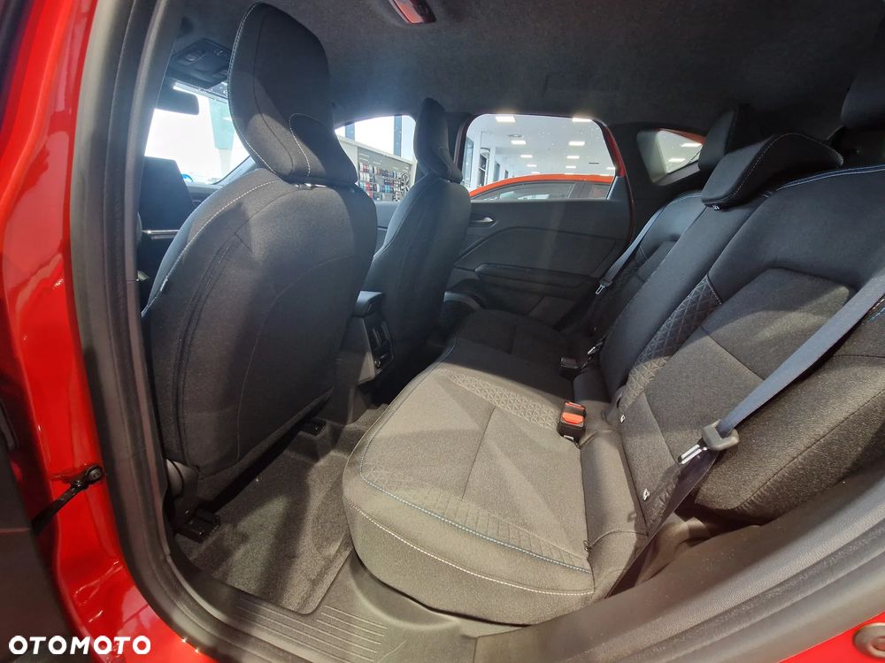 Renault Captur TCe 115 EVOLUTION - 10