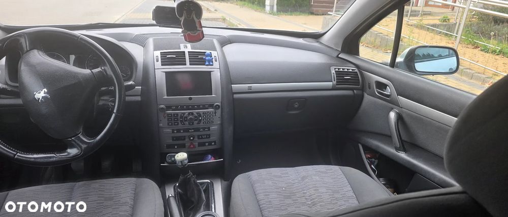 Peugeot 407 - 8