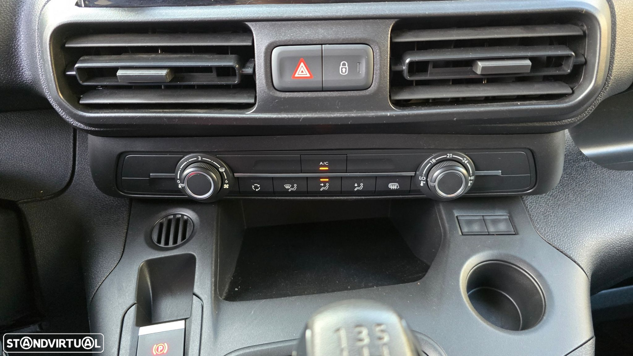Peugeot Partner 1.5 BlueHDi Premium Standard - 36