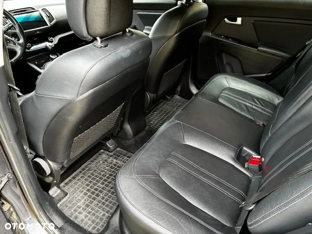 Kia Sportage - 10