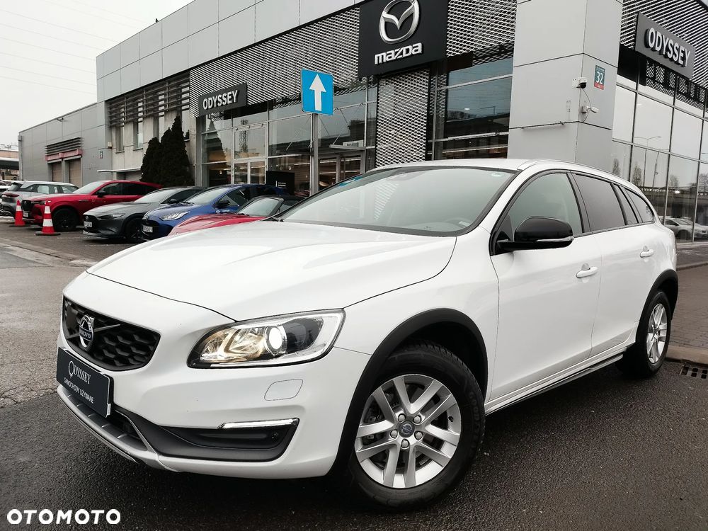 Volvo V60 Cross Country D3 Drive-E Momentum