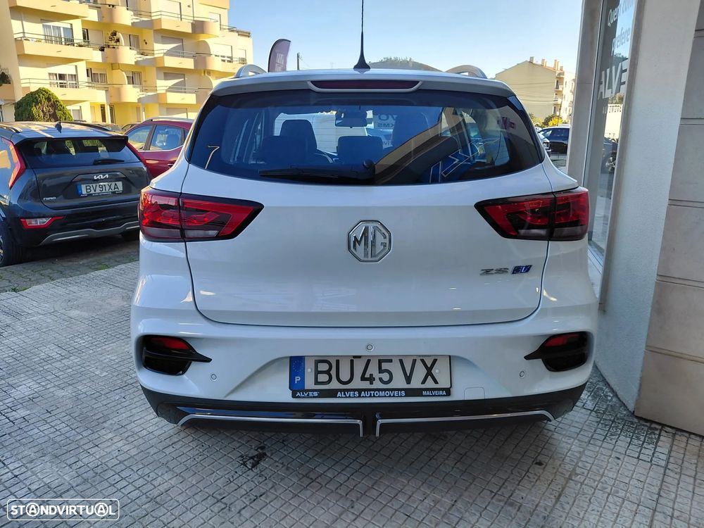 MG ZS EV 72.6 kWh Luxury - 3