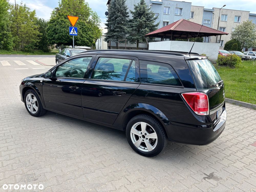Opel Astra 1.8 Edition - 4