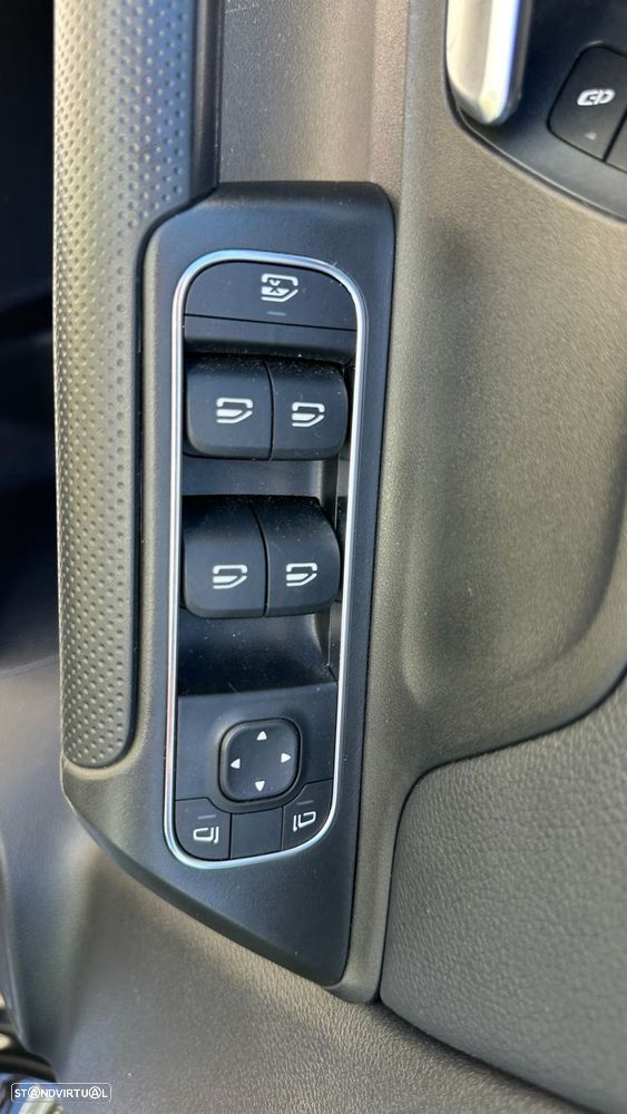 Mercedes-Benz GLB 180 d Progressive - 15