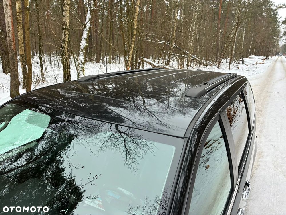 Chrysler Town & Country 3.6 Limited - 18