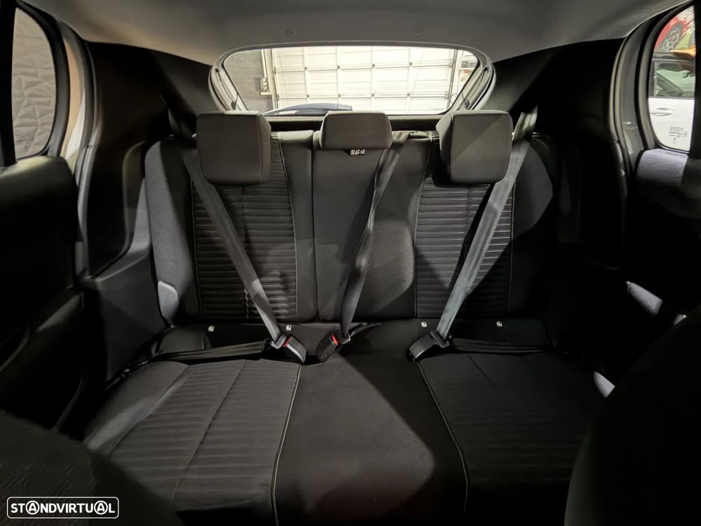 Peugeot 208 1.2 PureTech Active - 6