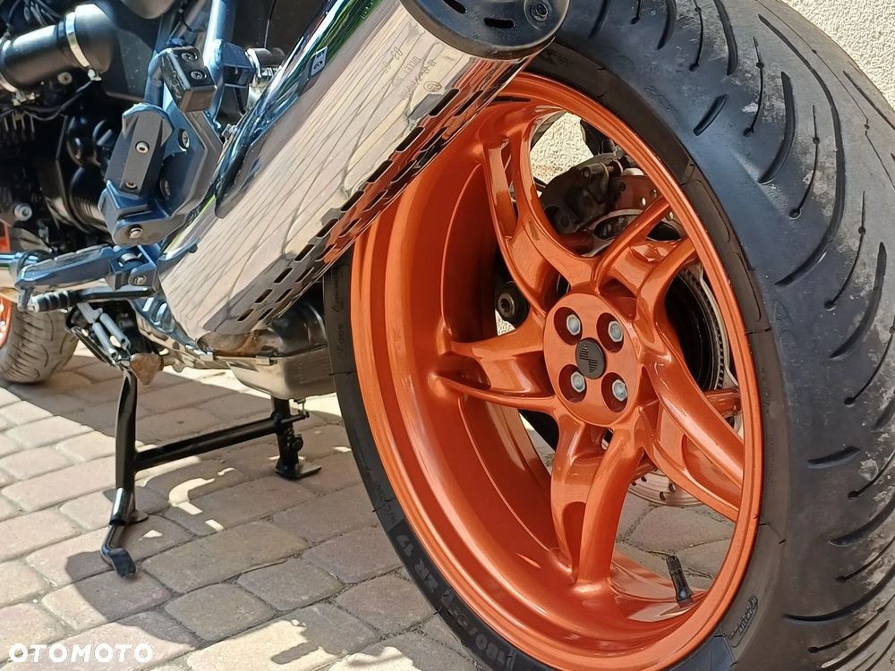BMW R - 7