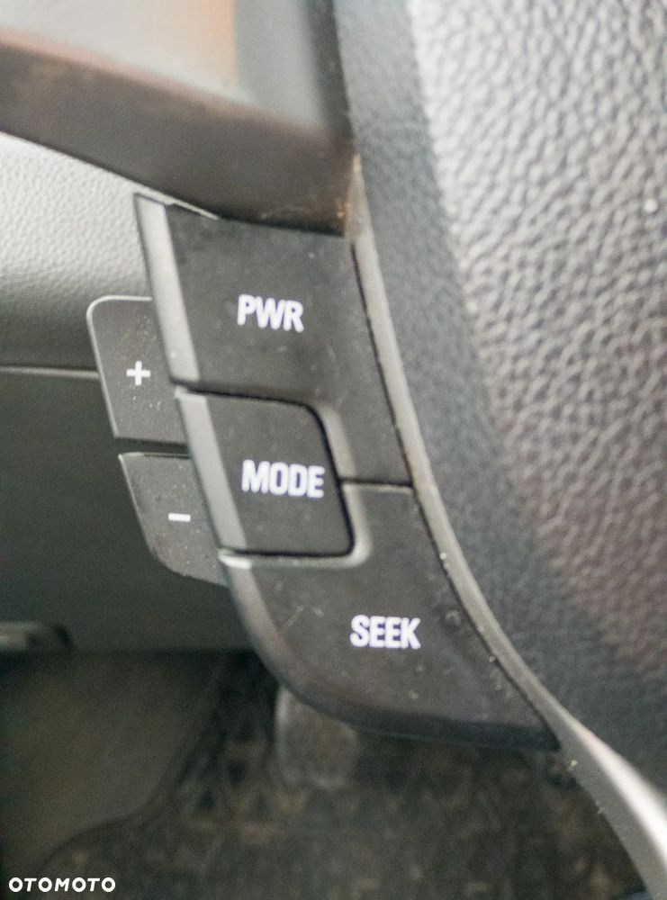 Chevrolet Spark 1.0 LS - 17