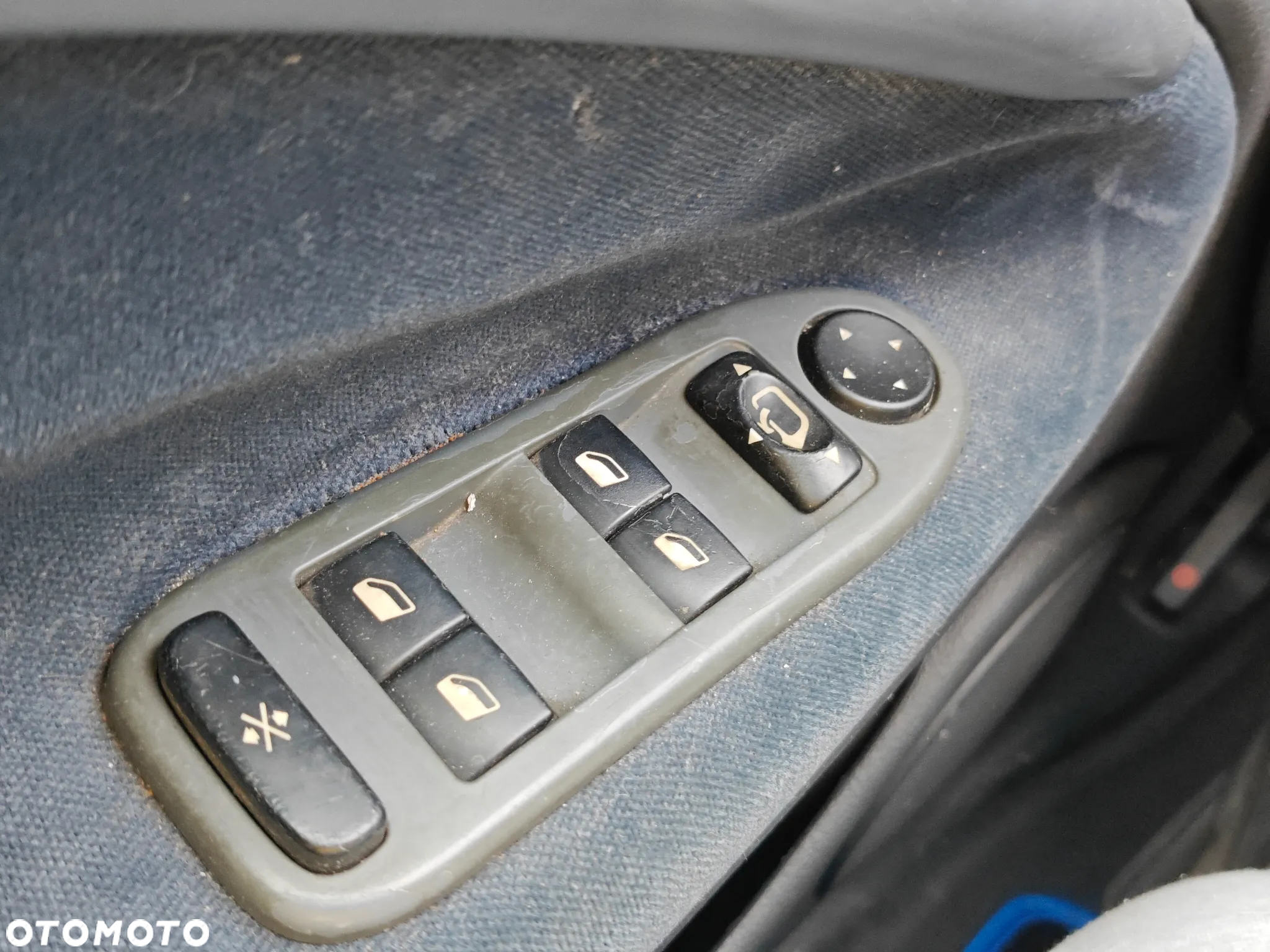 Citroën C4 2.0 16V Exclusive - 20