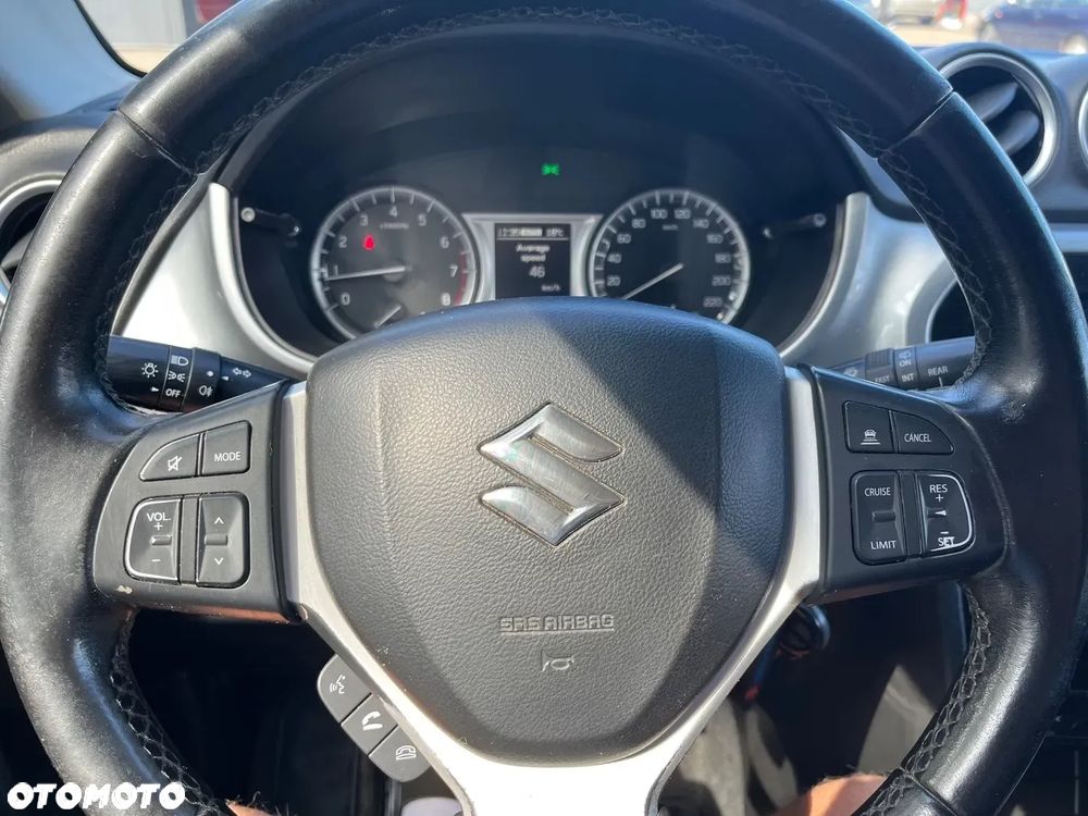 Suzuki Vitara 1.6 (4x4) Allgrip Comfort+ - 25