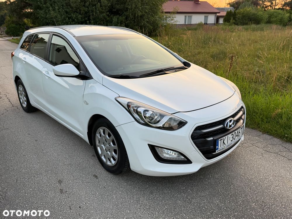 Hyundai i30 1.6 D GO - 1