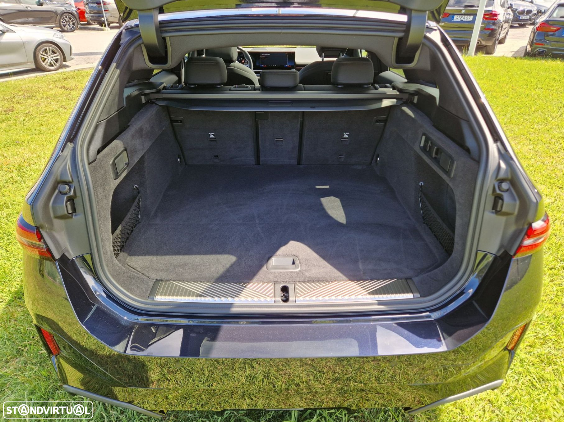 BMW 520 d Pack Desportivo M Pro - 11