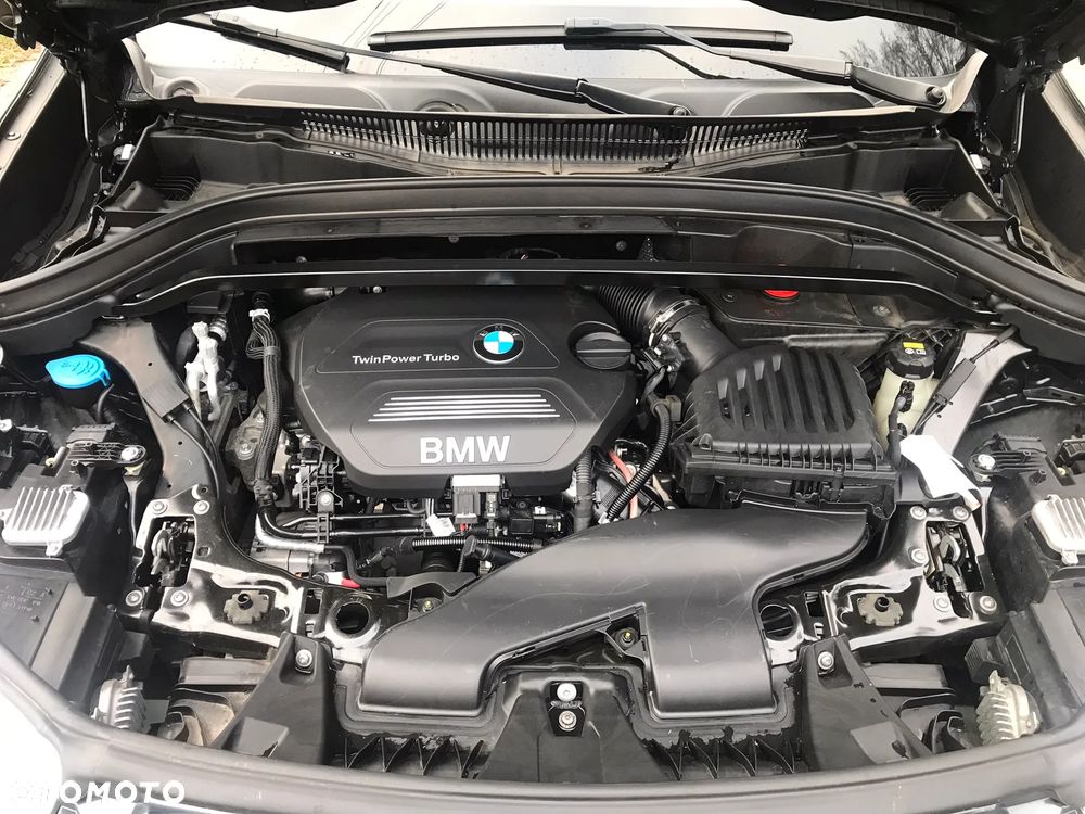 BMW X1 sDrive18d xLine - 17