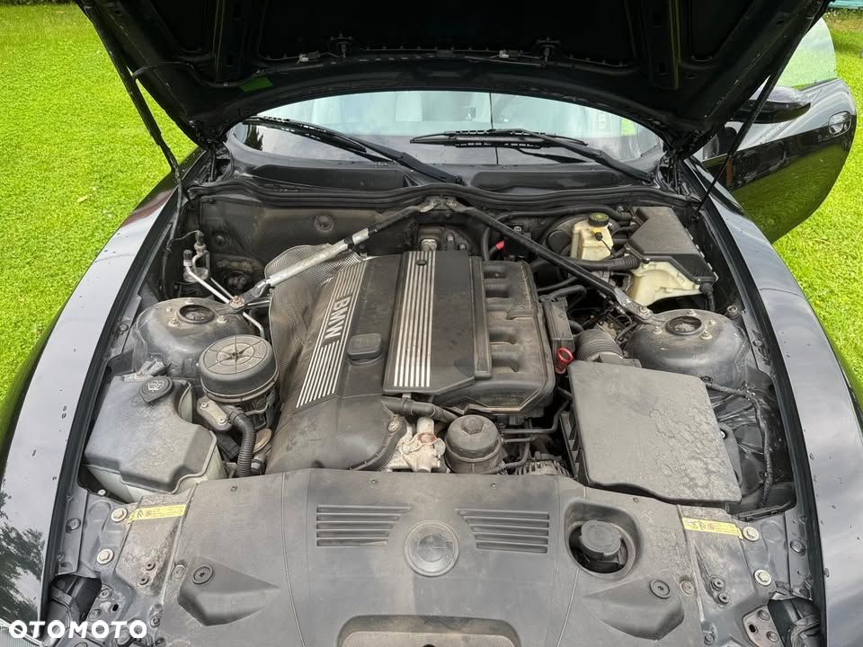 BMW Z4 2.2i - 8