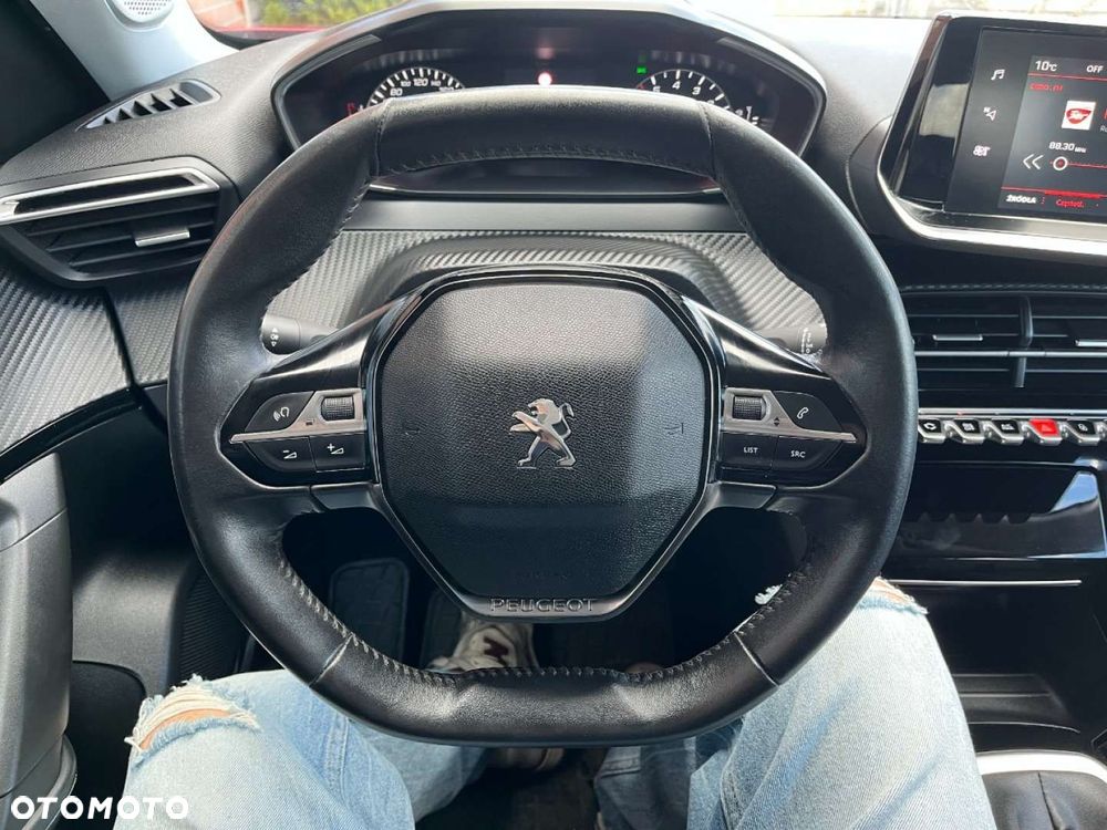 Peugeot 2008 1.5 BlueHDi Active S&S - 11