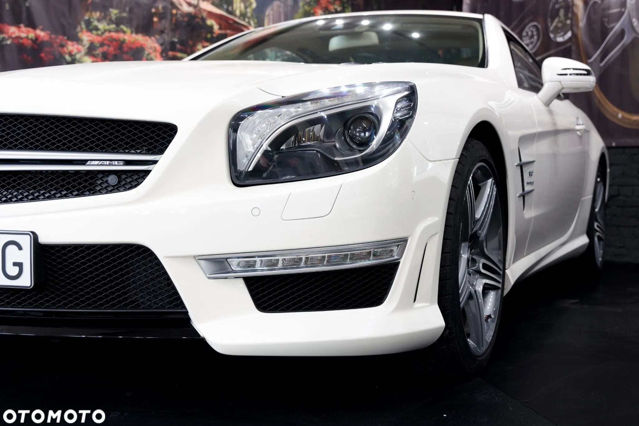 Mercedes-Benz SL 63 AMG - 12