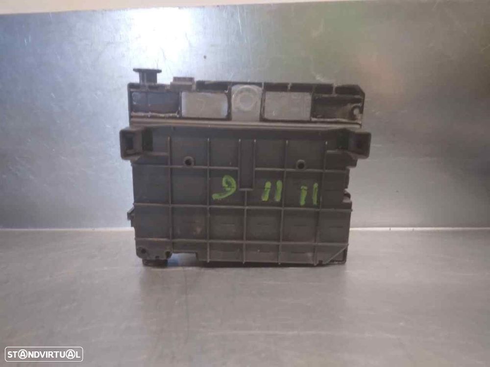 CAIXA RELÉS / FUSÍVEIS PEUGEOT 406 2004 -9646405280 - 3