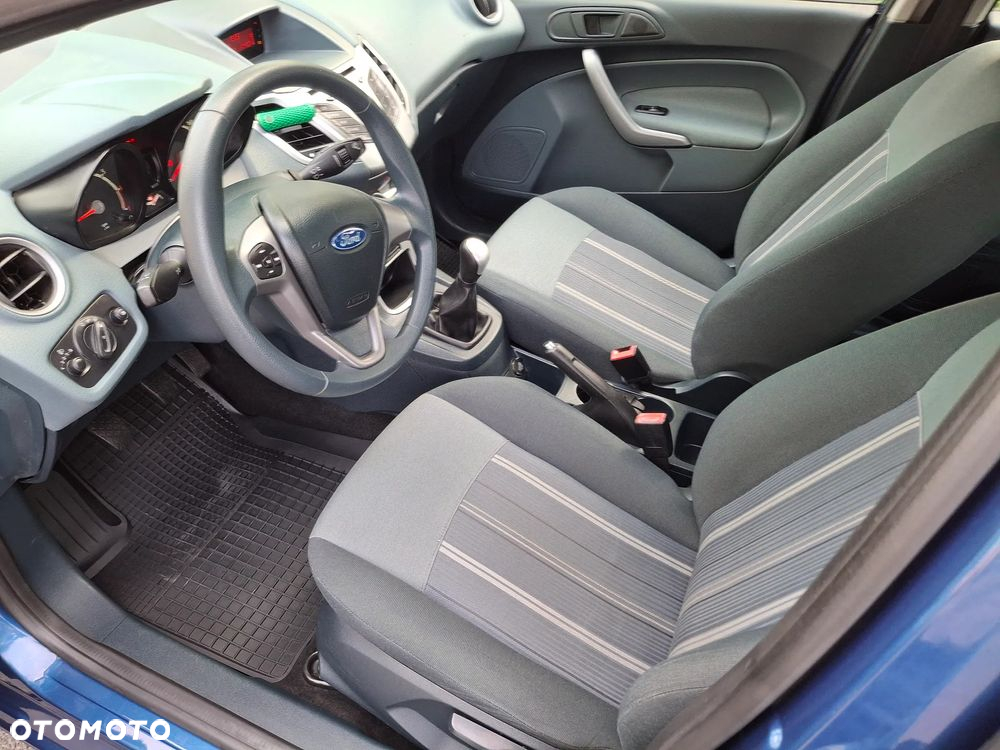 Ford Fiesta 1.25 Ambiente - 10