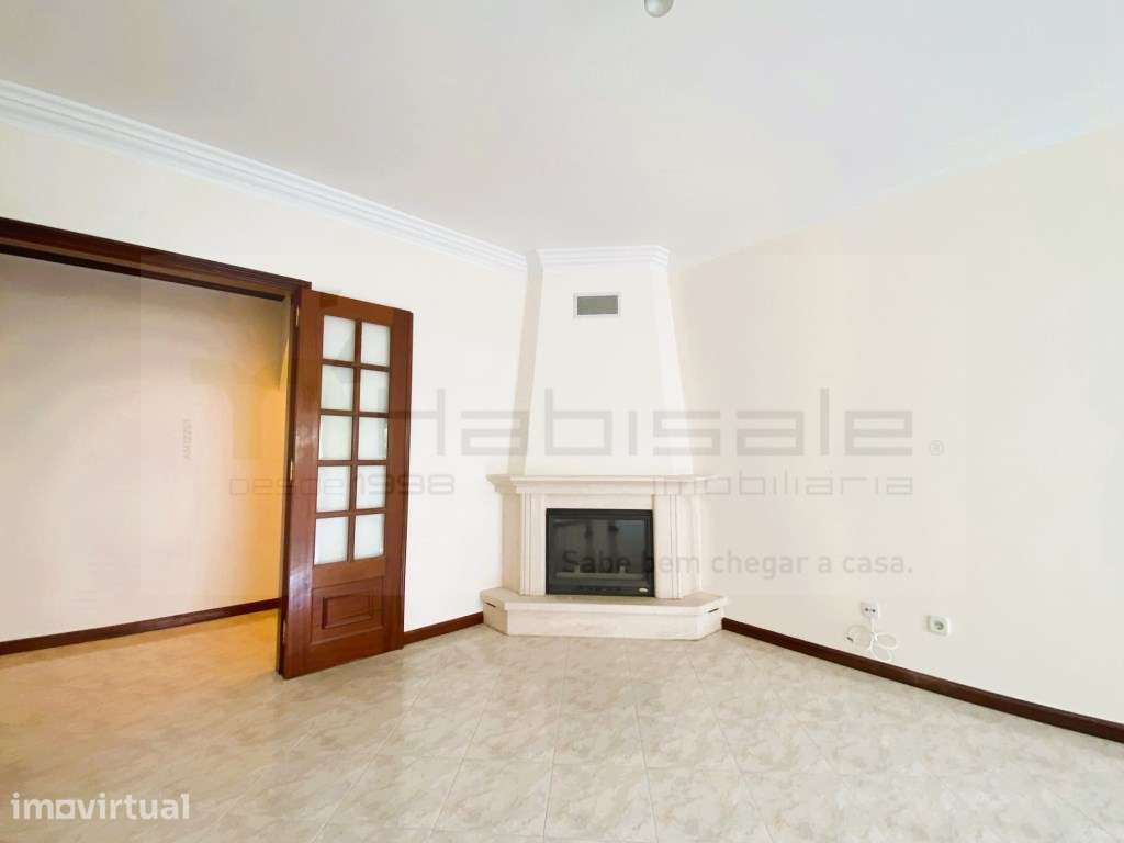 Apartamento T2 c/ parqueamento Cavaleira - Grande imagem: 4/33