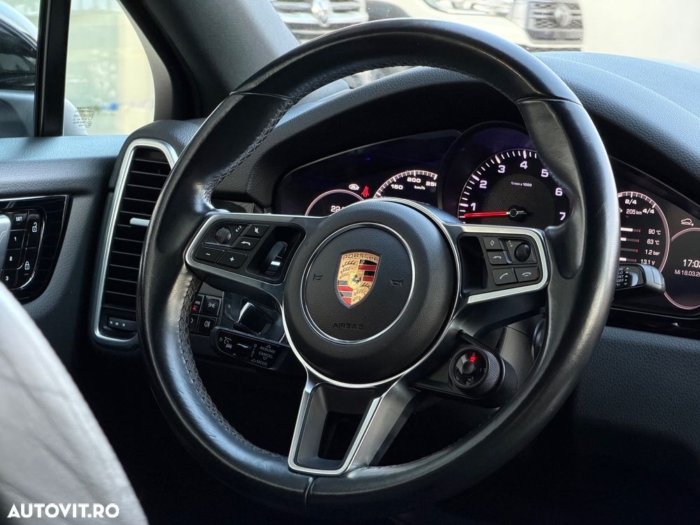 Porsche Cayenne Coupe S Tiptronic S - 4