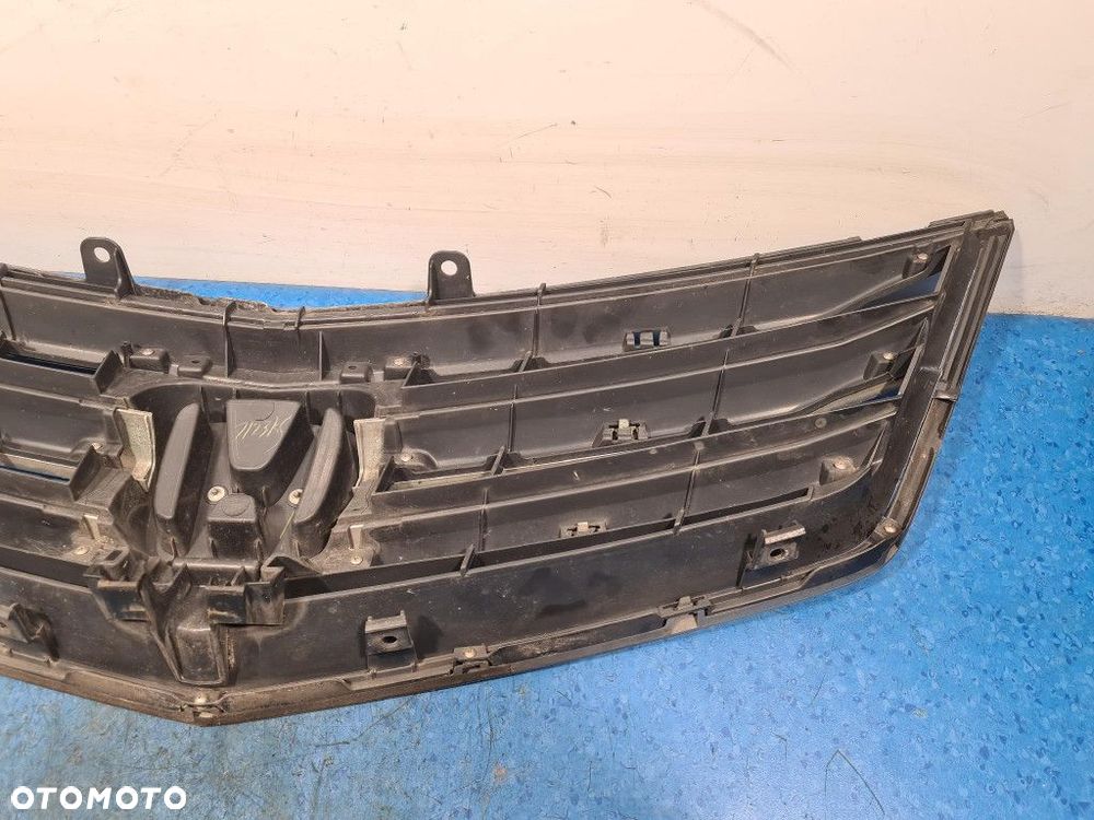 HONDA ACCORD VIII ATRAPA  GRILL - 11