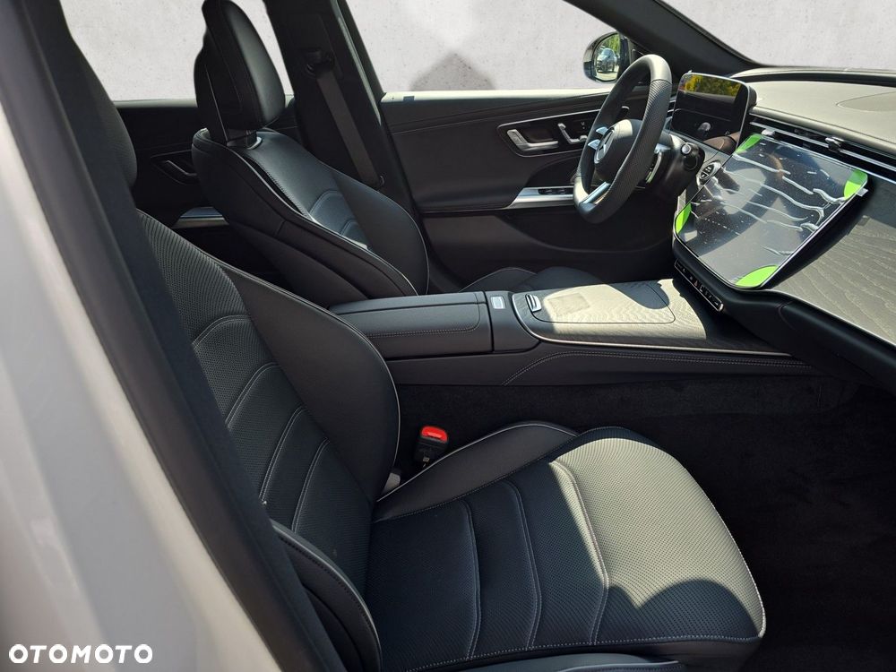 Mercedes-Benz Klasa E - 15