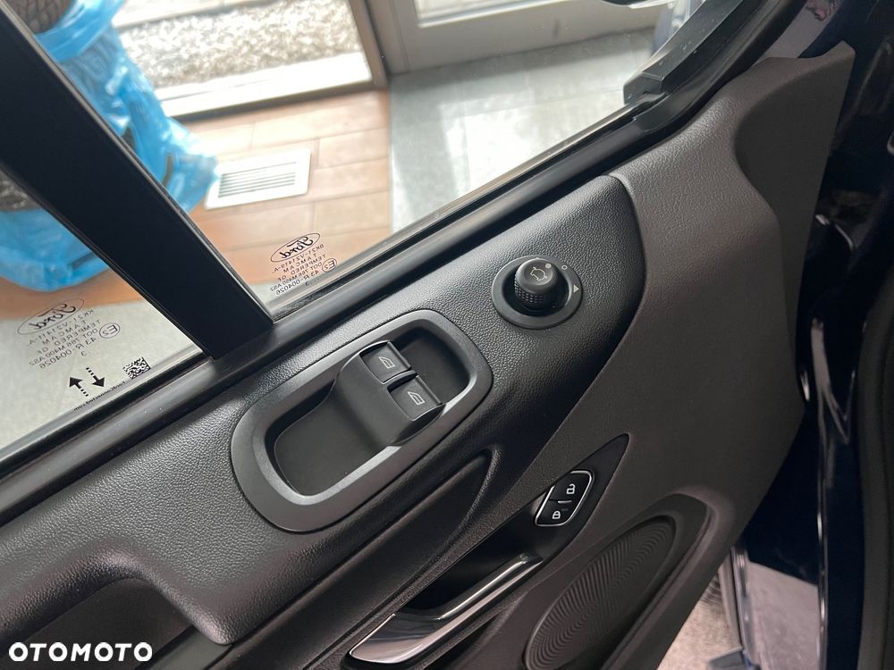 Ford Transit Custom - 19