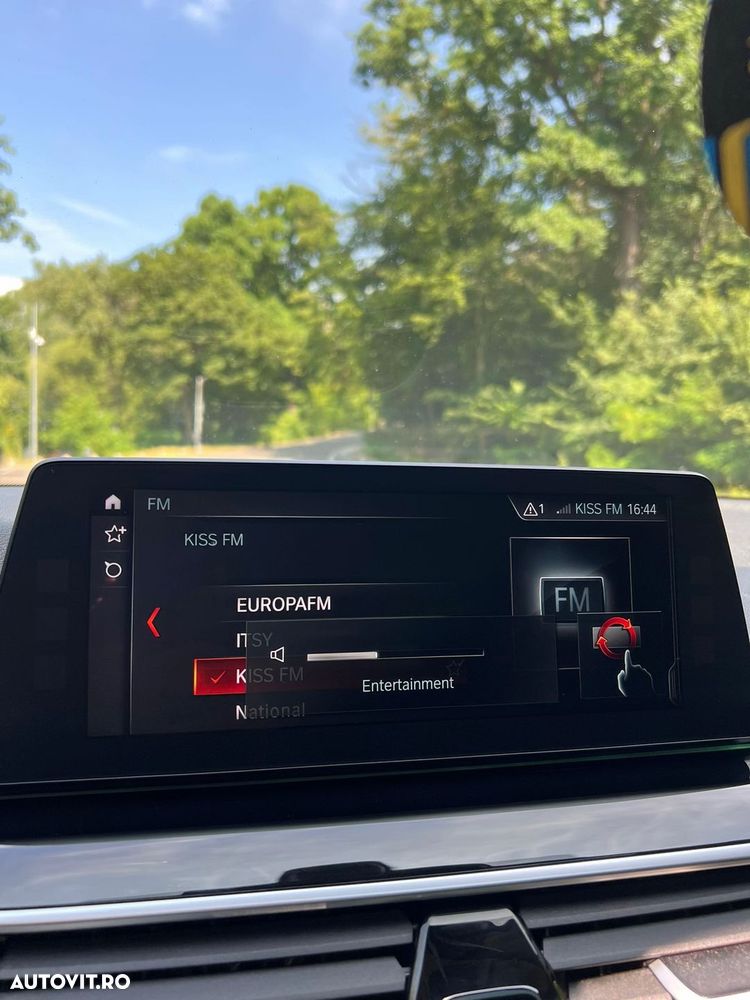 BMW Seria 5 520d Aut. M Sport Edition - 14