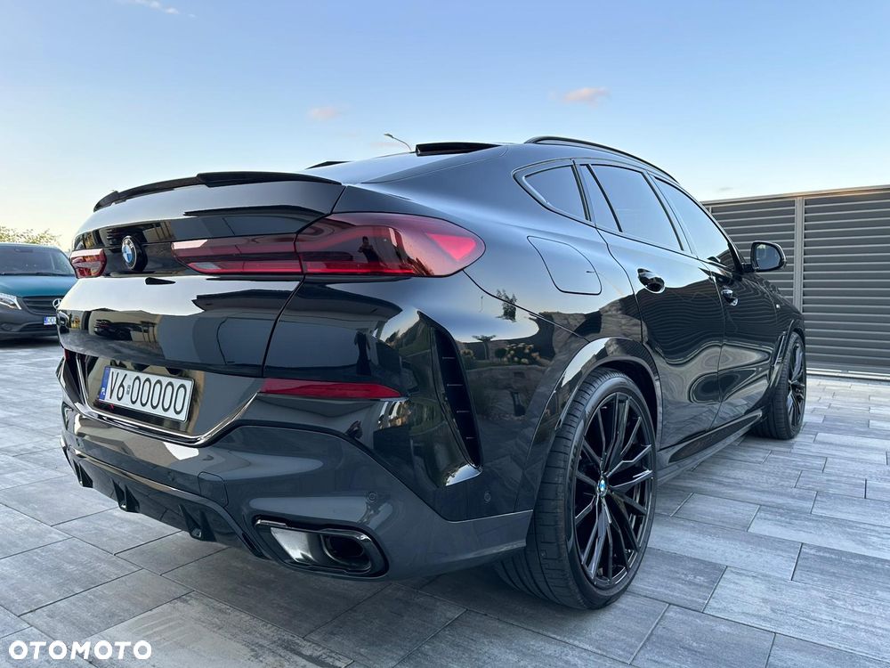 BMW X6 xDrive40d mHEV sport - 13